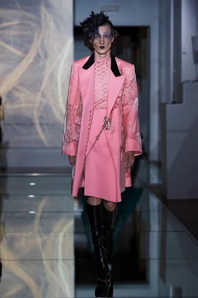 Look 31